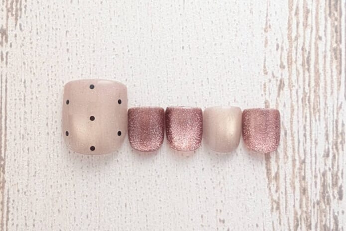 F68-0243【Dot】